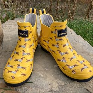 Adorable yellow Wellibob Boots with whimsical dachshund print.